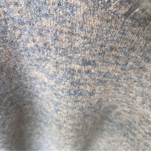 Charter Club Luxery 100% Cashmere Turtleneck Crop Sweater In Gray & Tan Sz M/L - Picture 5 of 13